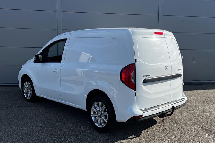 Hvid Mercedes Citan fra 2022