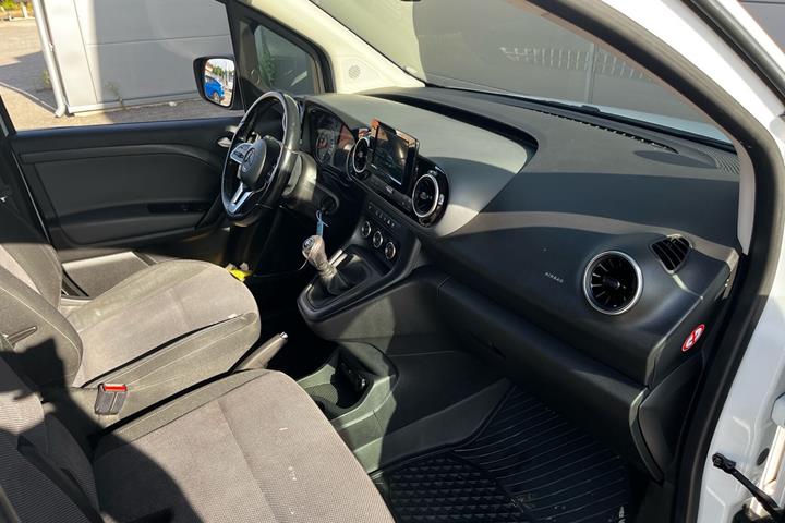 Hvid Mercedes Citan fra 2022