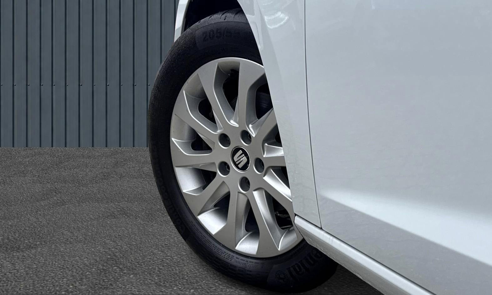 Hvid Seat Leon fra 2016