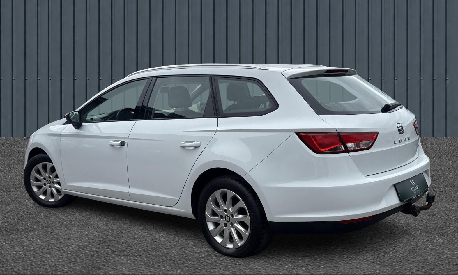 Hvid Seat Leon fra 2016