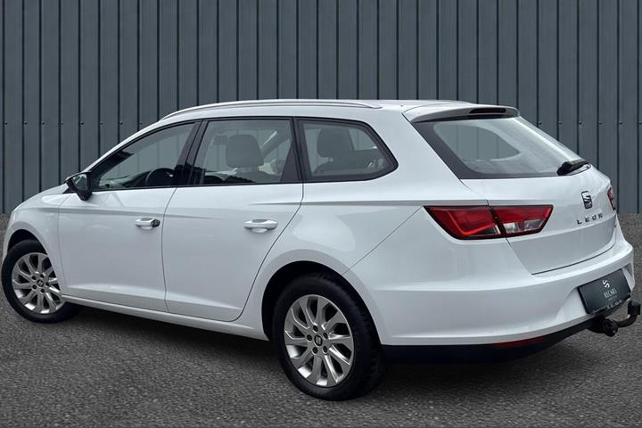 Hvid Seat Leon fra 2016