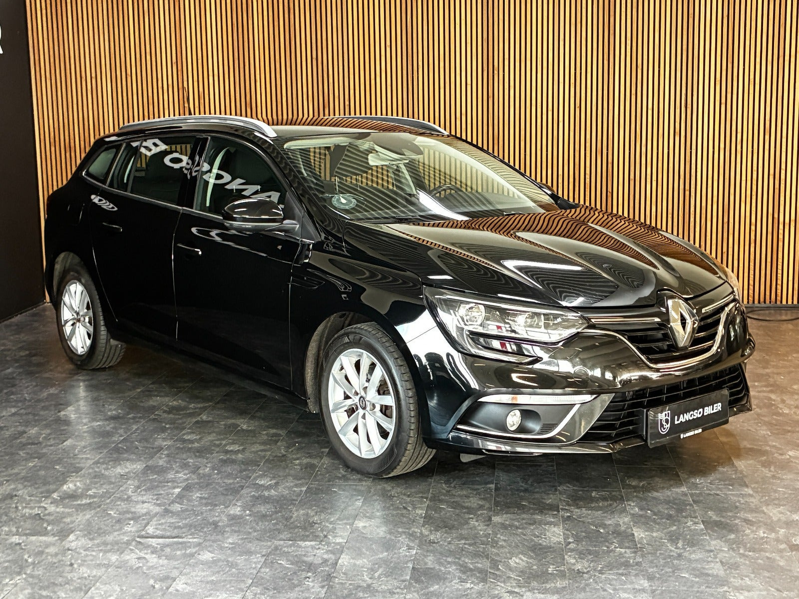 Sort Renault Megane IV fra 2017