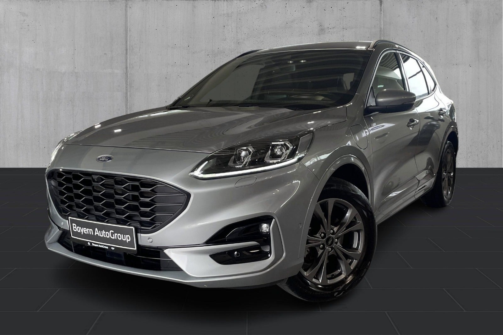 Ford Kuga 2,5 PHEV ST-Line X CVT
