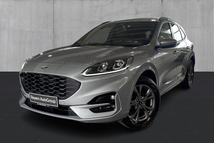 Grå Ford Kuga fra 2023