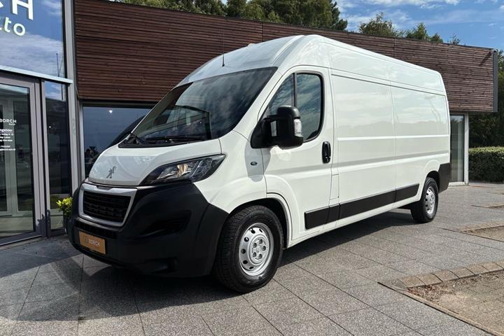 Hvid Peugeot e-Boxer 435 fra 2021