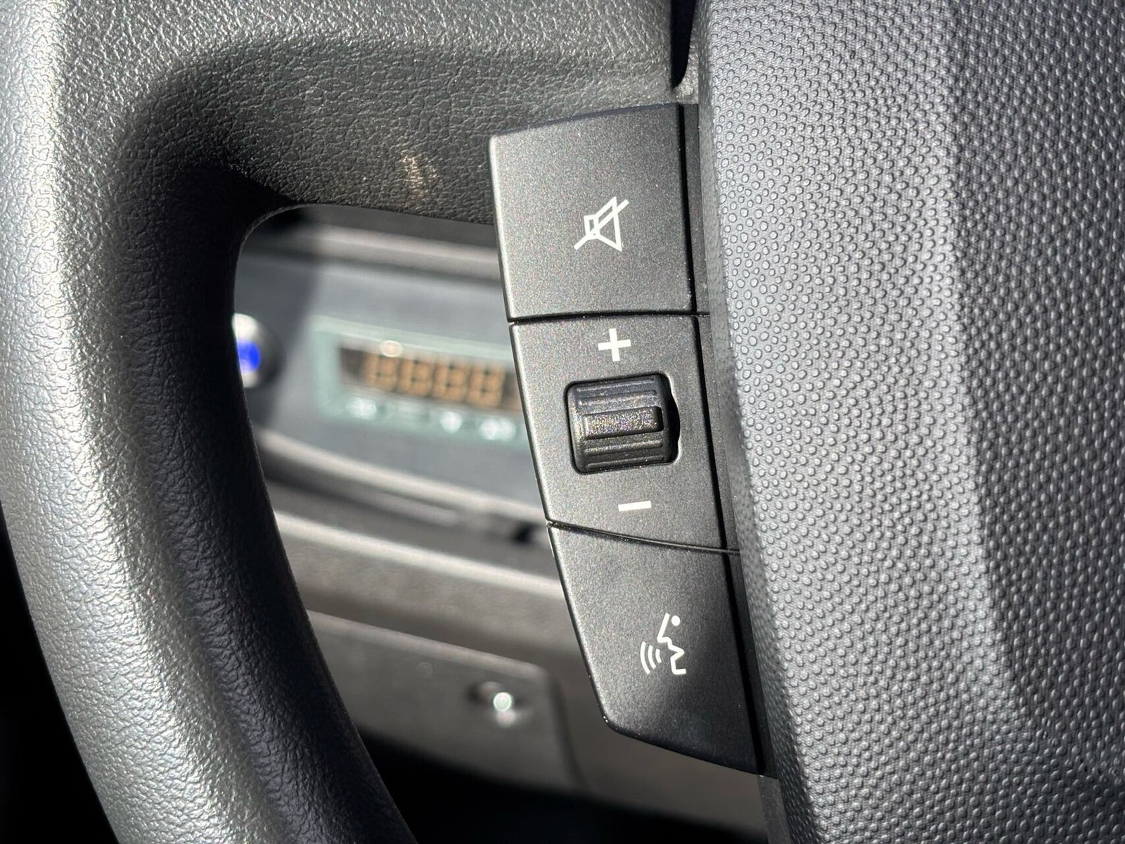 Hvid Peugeot e-Boxer 435 fra 2021