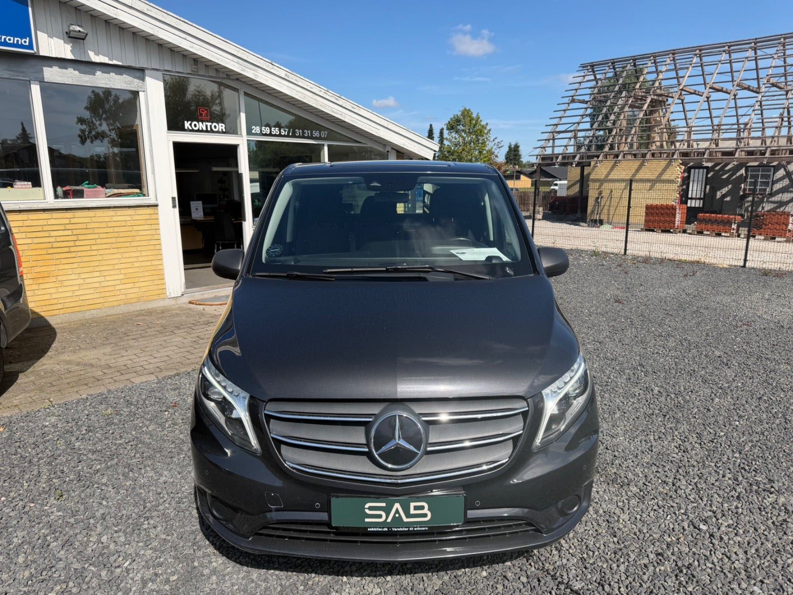 Sort Mercedes Vito 119 fra 2021