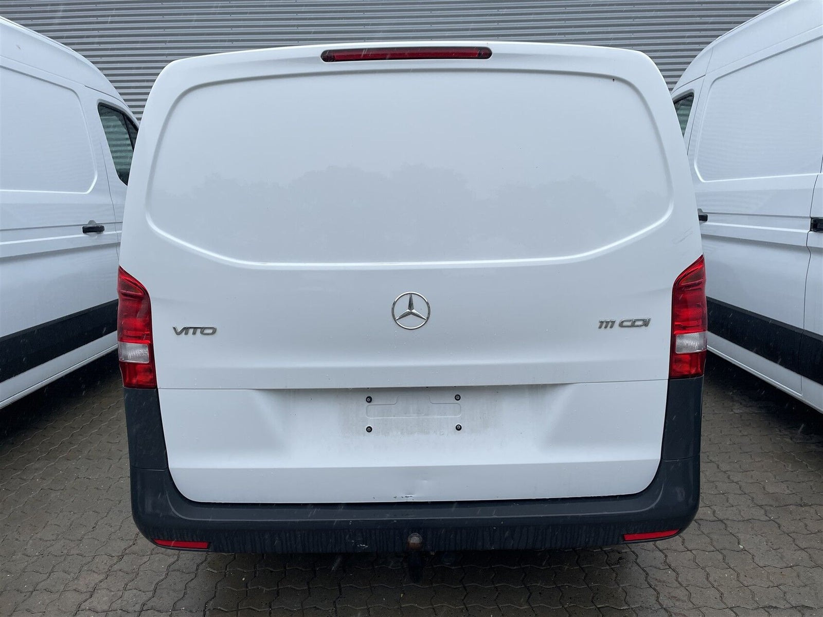 Hvid Mercedes Vito 111 fra 2017
