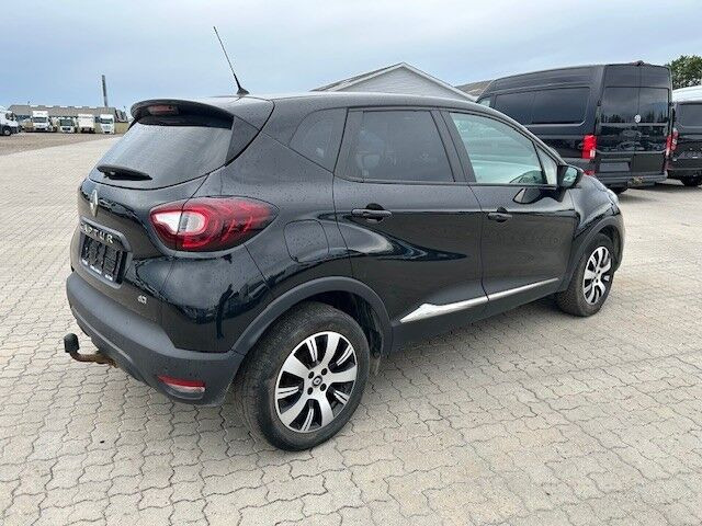 Sort Renault Captur fra 2017