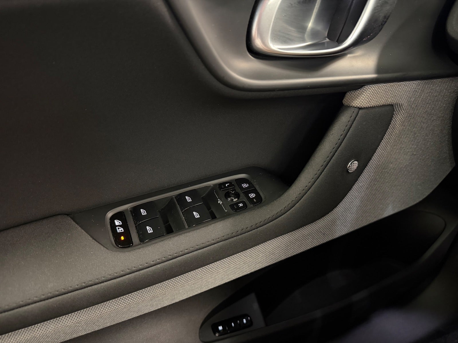 Sort Polestar 2 fra 2022