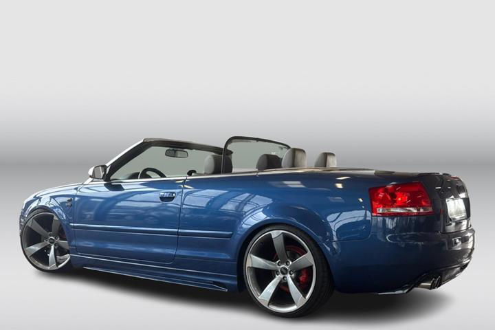 Blå Audi A4 fra 2002