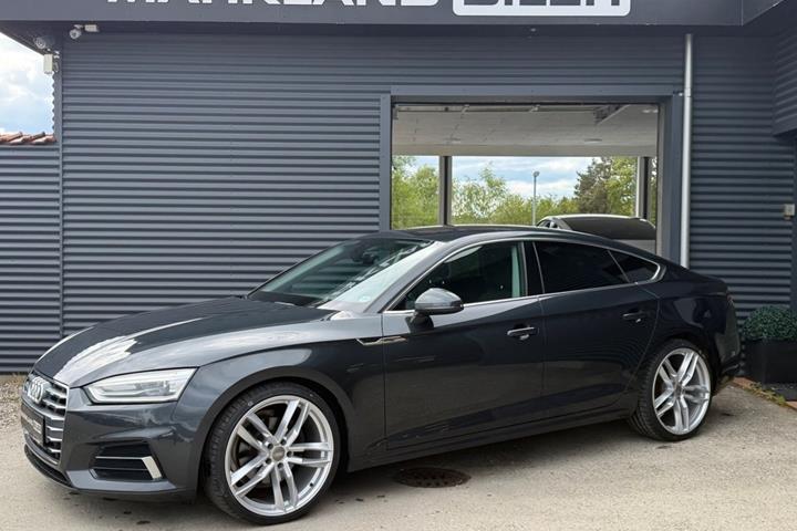 Grå Audi A5 fra 2018