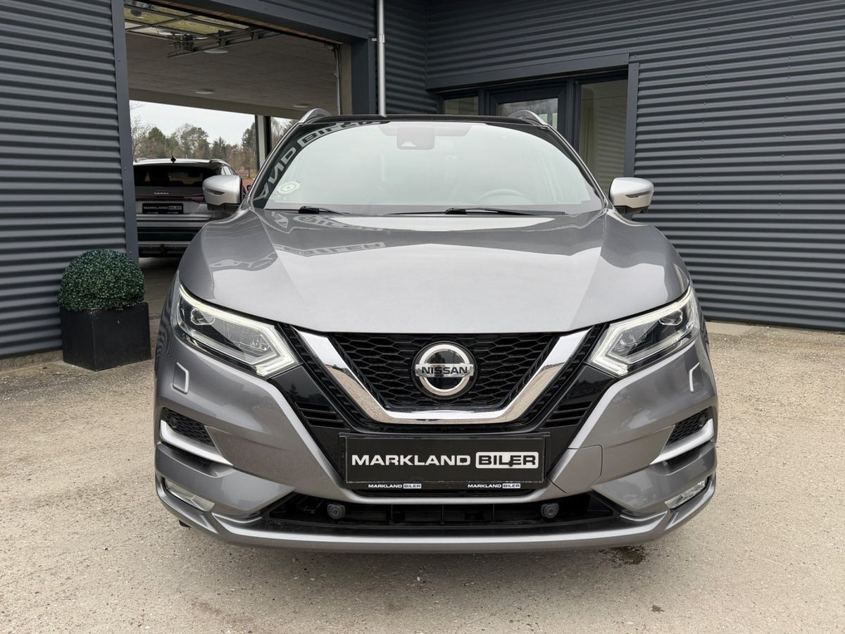 Grå Nissan Qashqai fra 2020
