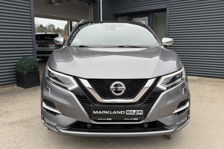 Grå Nissan Qashqai fra 2020