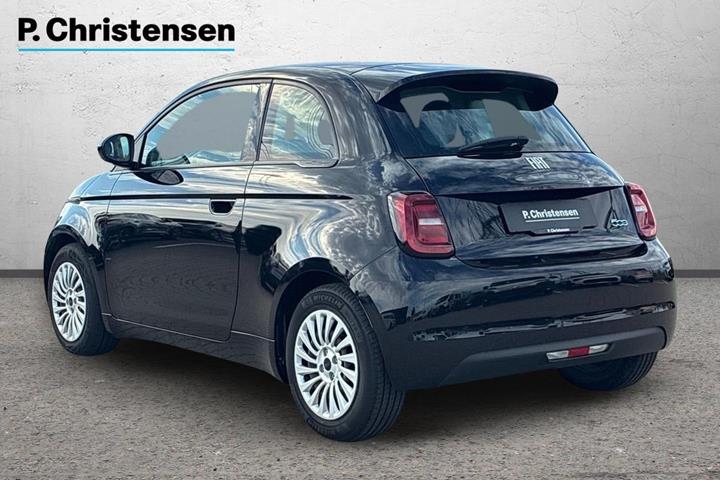 Sort Fiat 500e fra 2023