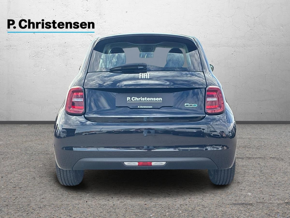 Sort Fiat 500e fra 2023