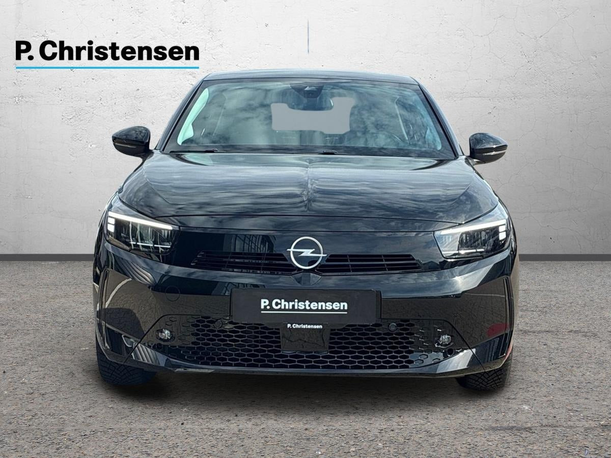Sort Opel Corsa-e fra 2023