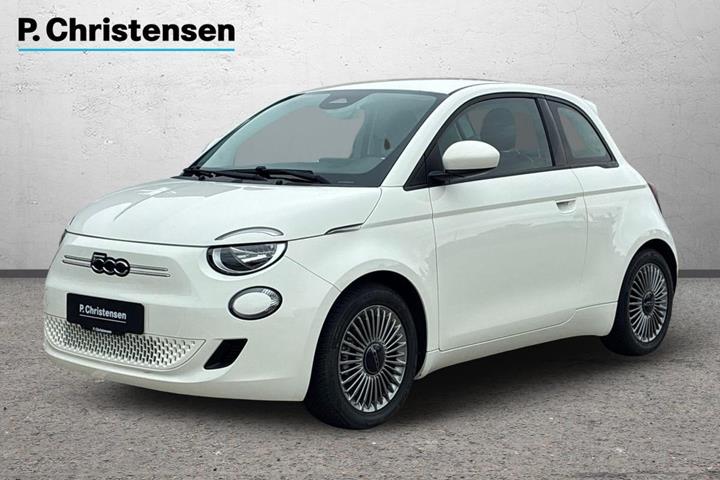 Hvid Fiat 500e fra 2023