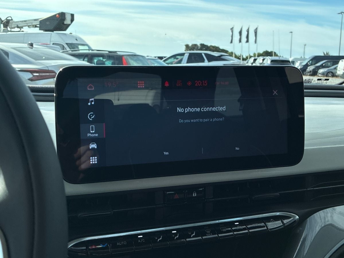Hvid Fiat 500e fra 2023