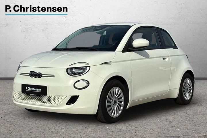 Hvid Fiat 500e fra 2023
