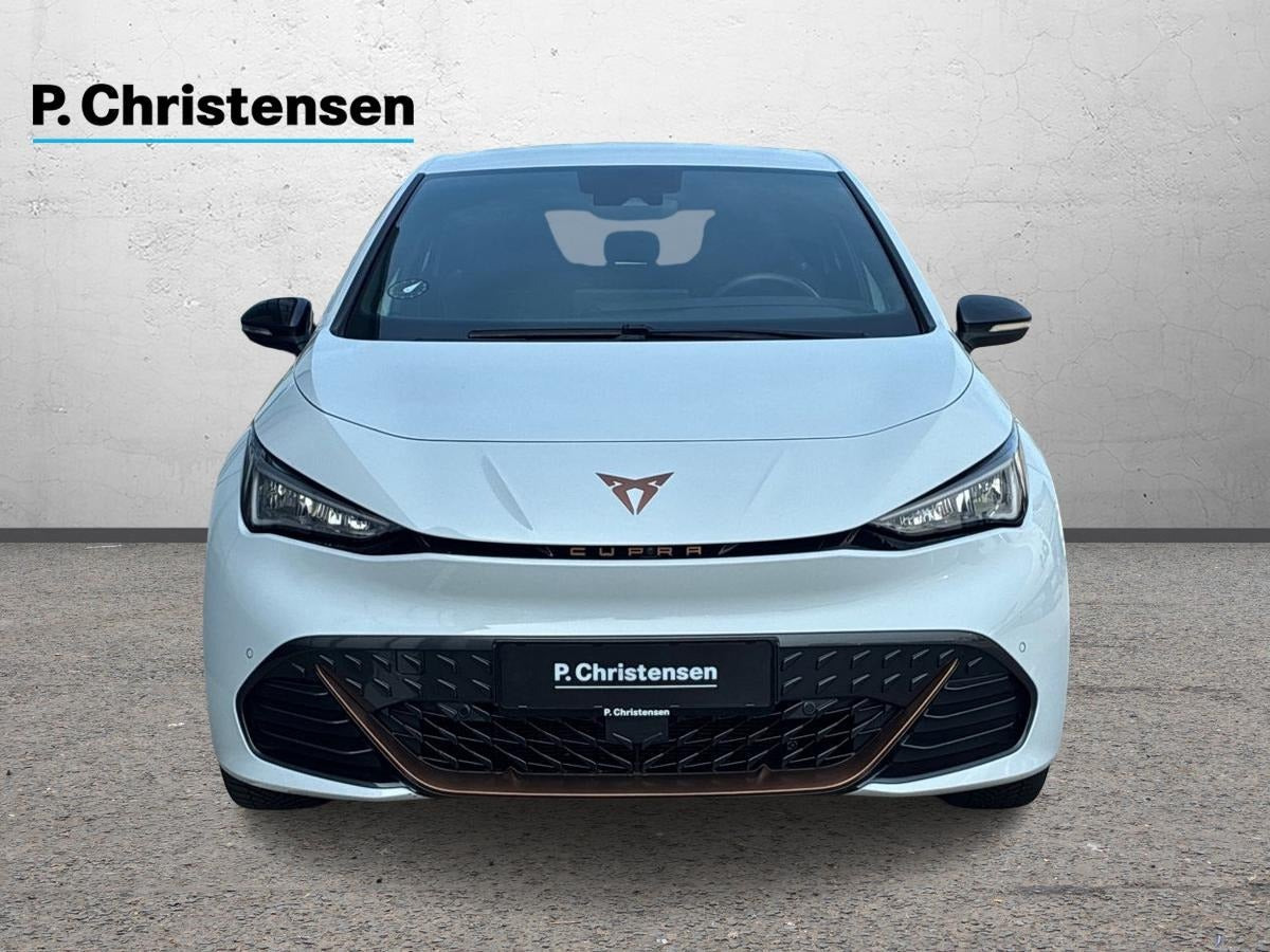 Hvid Cupra Born fra 2024