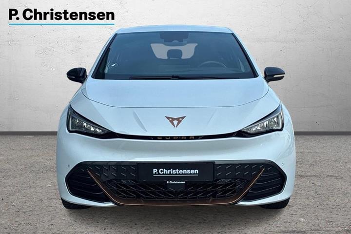 Hvid Cupra Born fra 2024