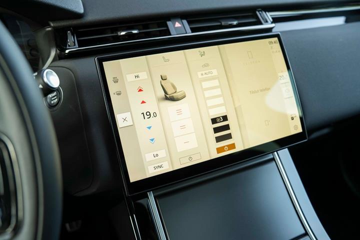 Grå Land Rover Range Rover Velar fra 2024
