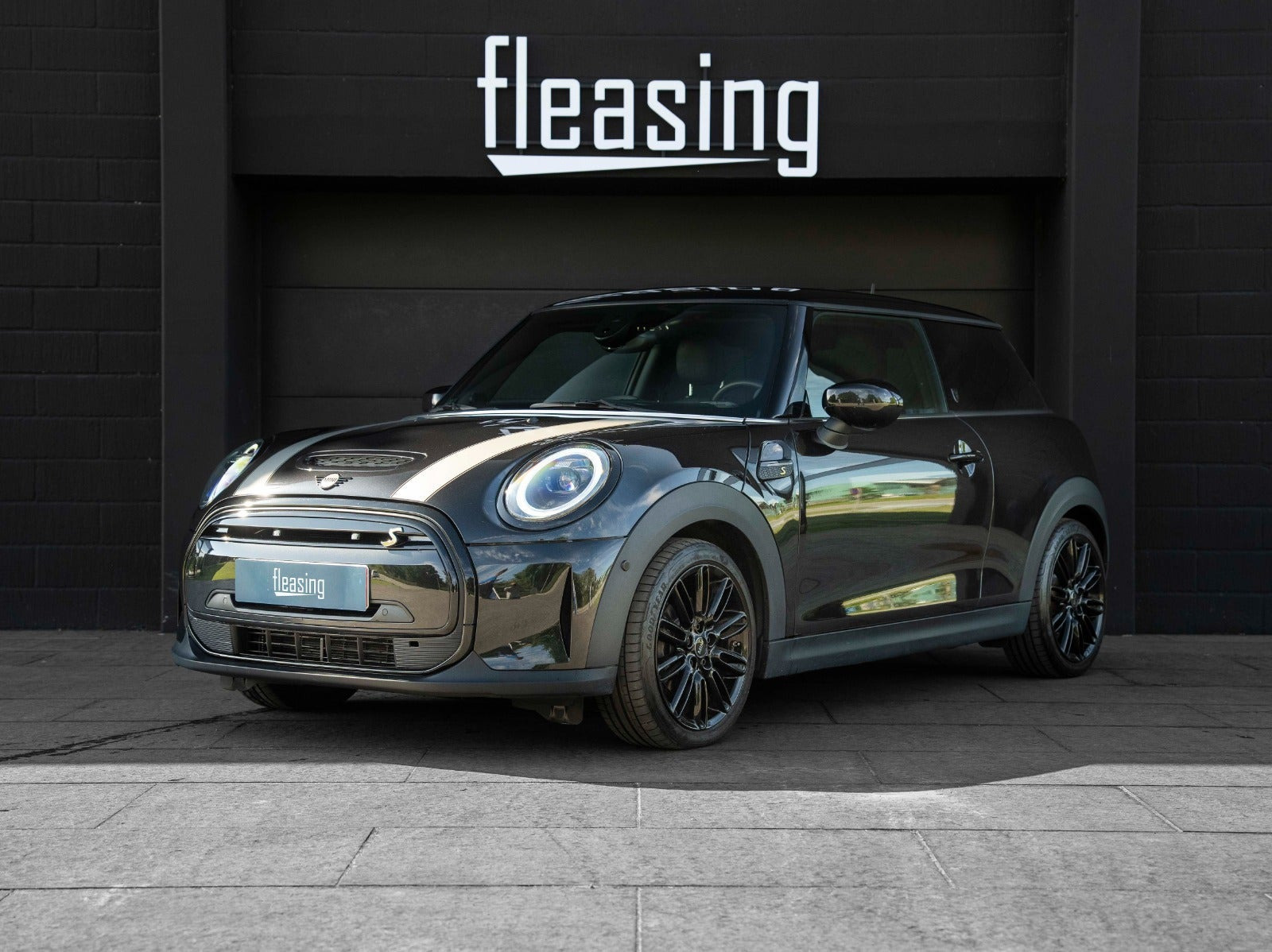 Mini Cooper SE Yours Trim