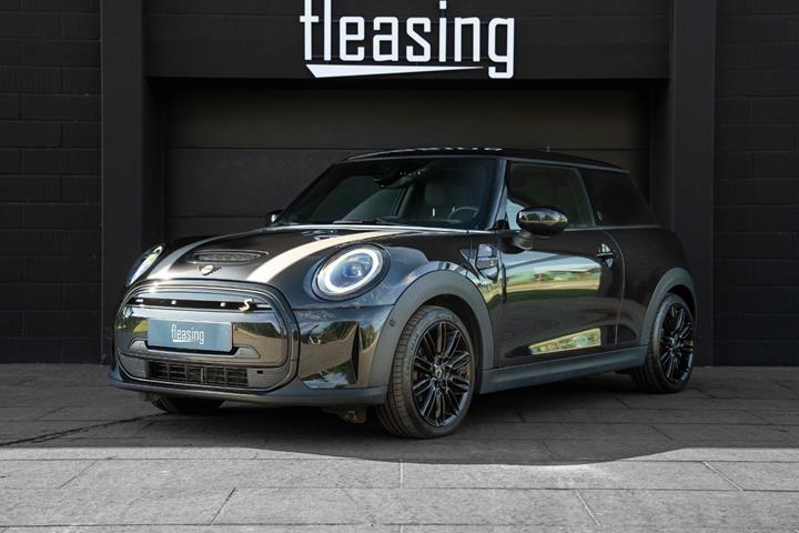 Sort Mini Cooper SE fra 2022