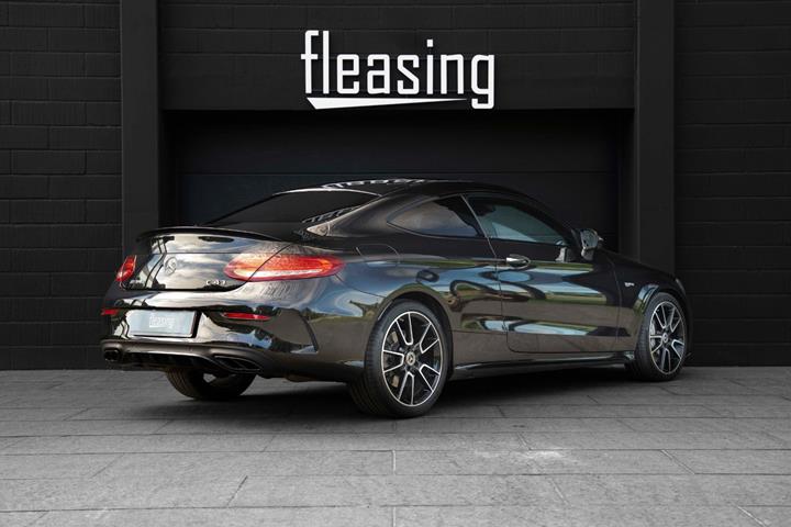 Sort Mercedes C43 fra 2018