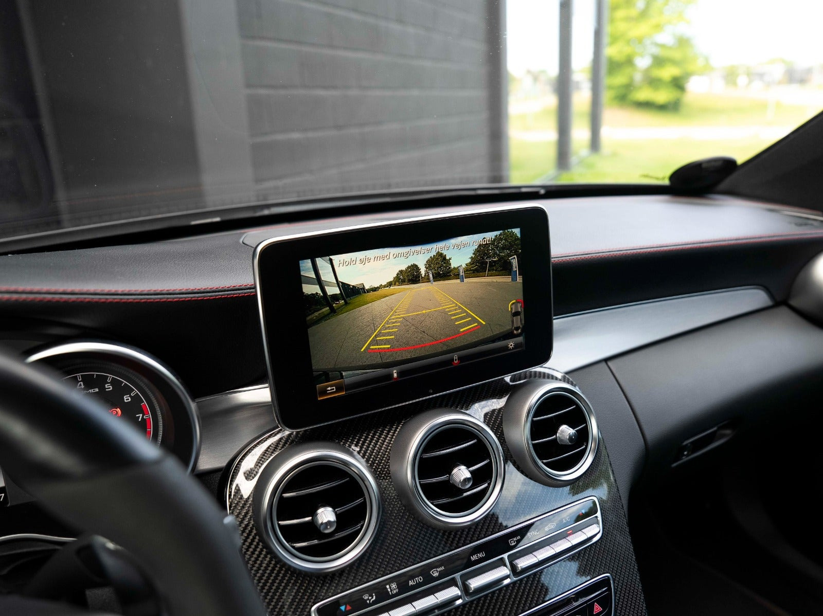 Sort Mercedes C43 fra 2018
