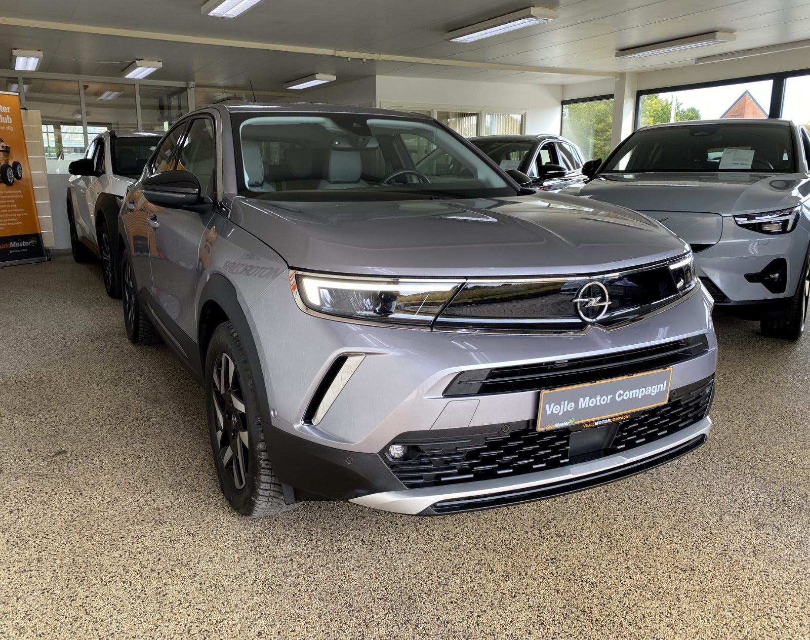 Sølv Opel Mokka-e fra 2023