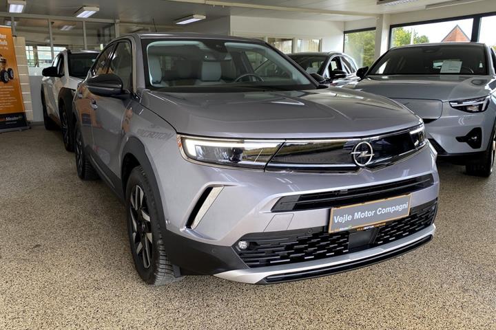 Sølv Opel Mokka-e fra 2023