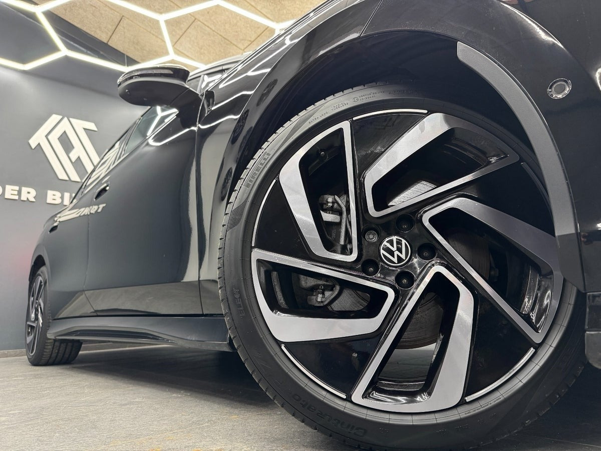 Sort VW ID.7 fra 2025