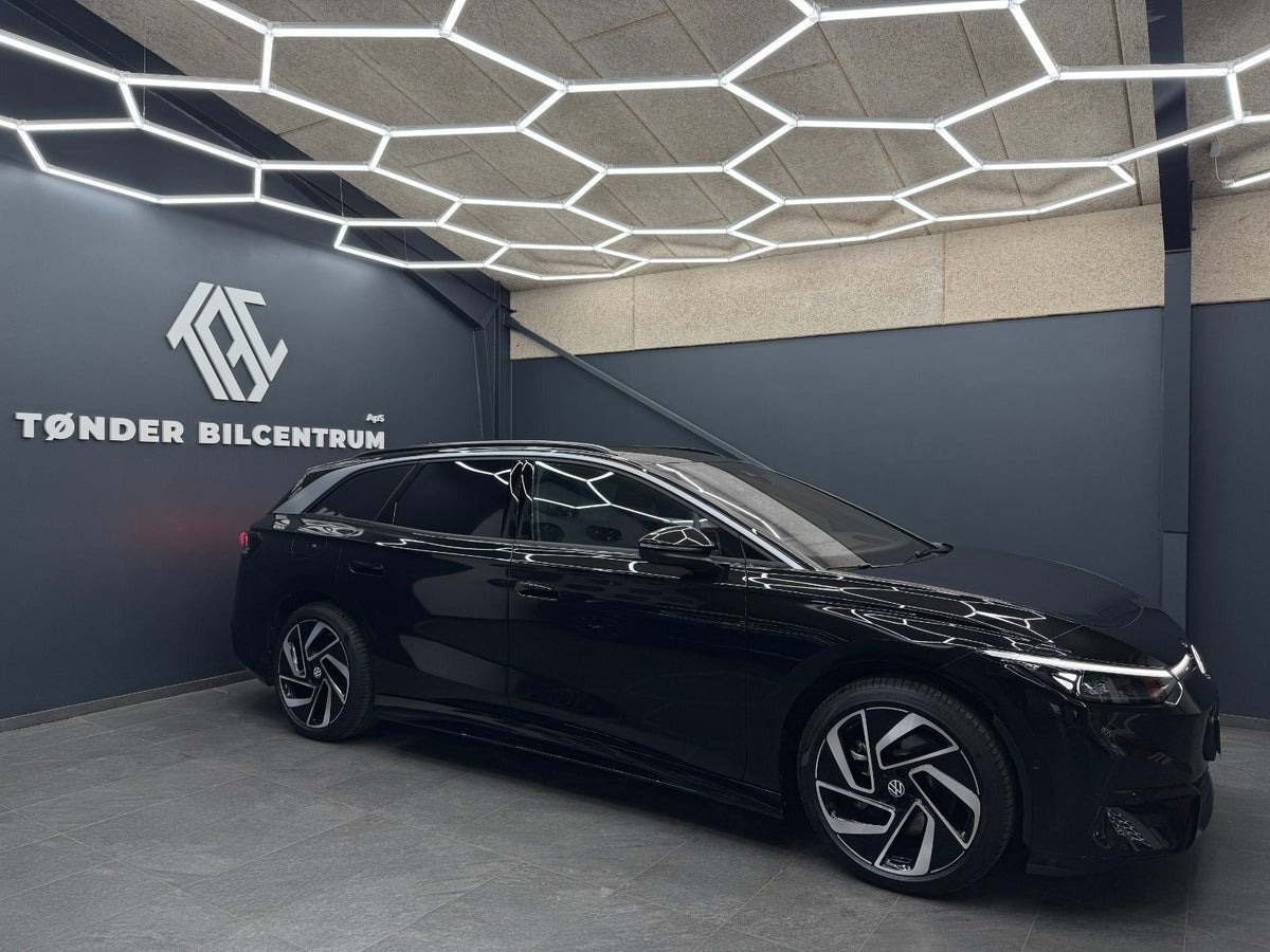Sort VW ID.7 fra 2025