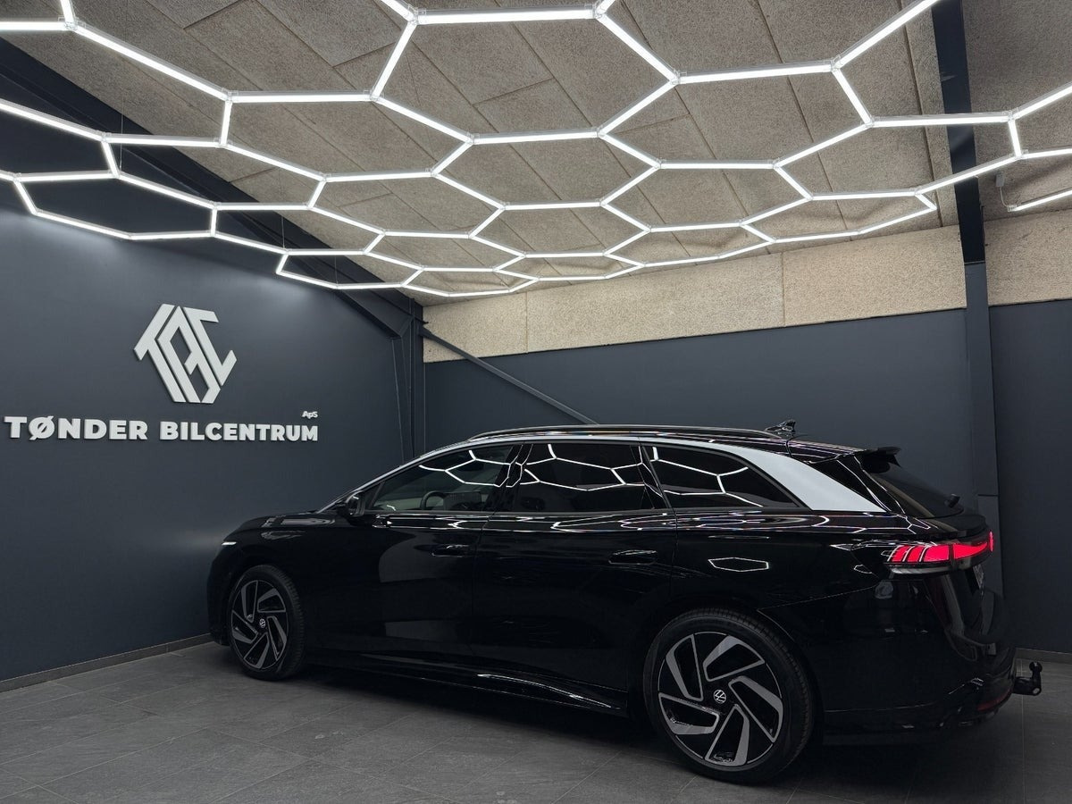 Sort VW ID.7 fra 2025