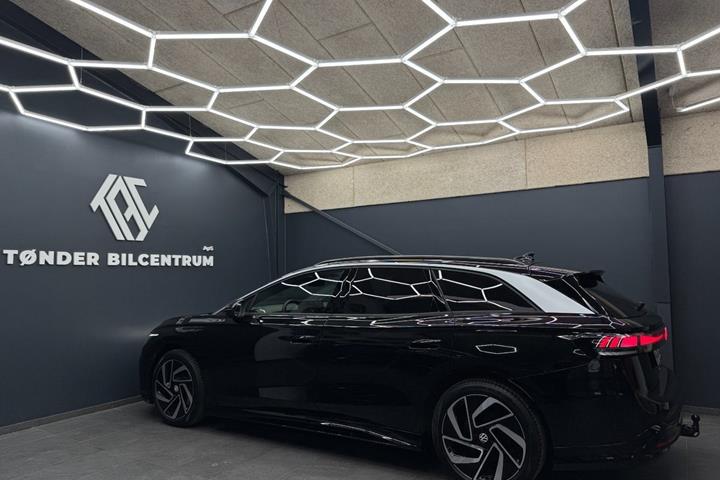 Sort VW ID.7 fra 2025