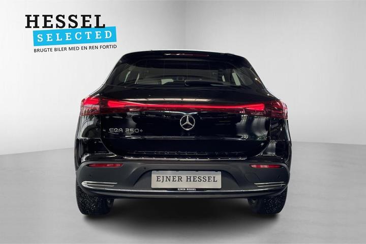 Sort Mercedes EQA250+ fra 2024