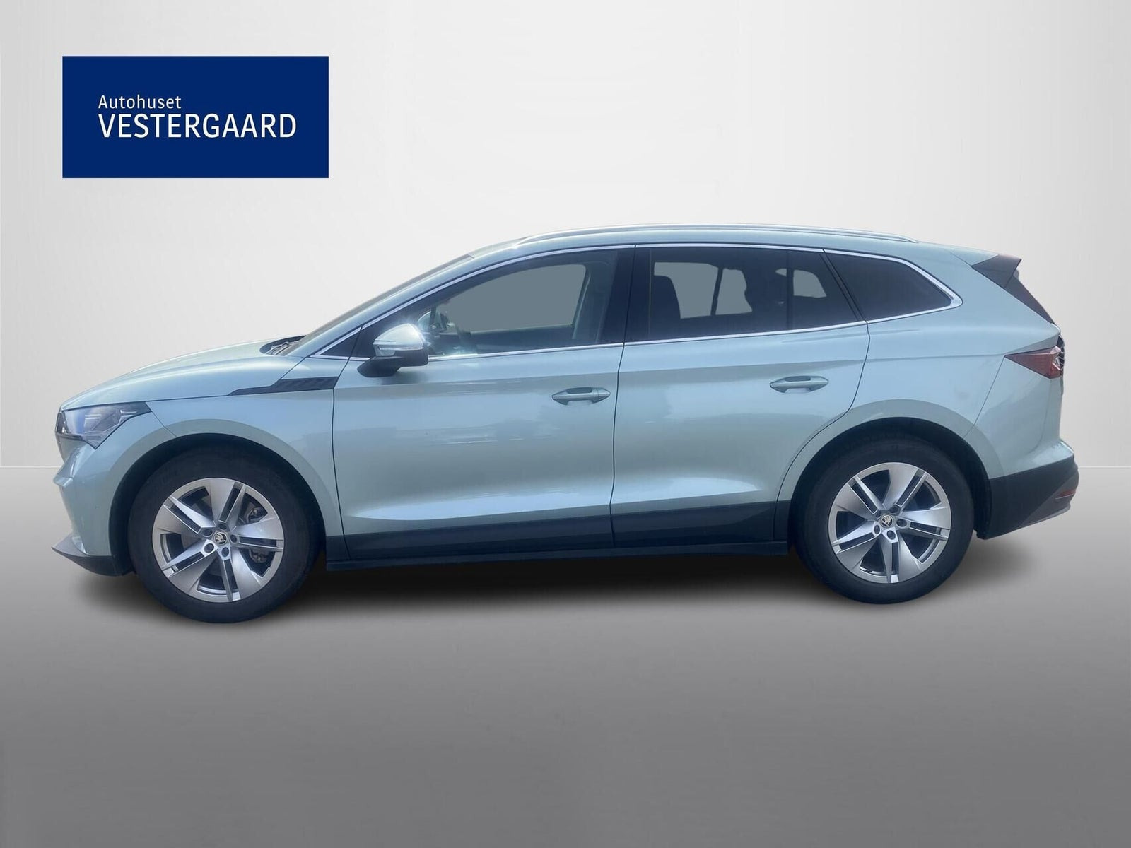 Grå Skoda Enyaq fra 2024