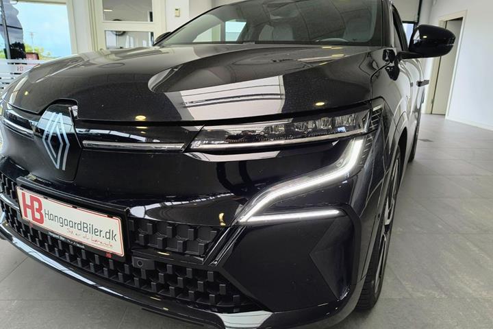 Sort Renault Megane E-Tech fra 2023
