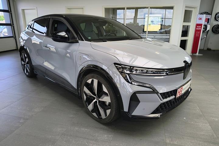 Grå Renault Megane E-Tech fra 2023
