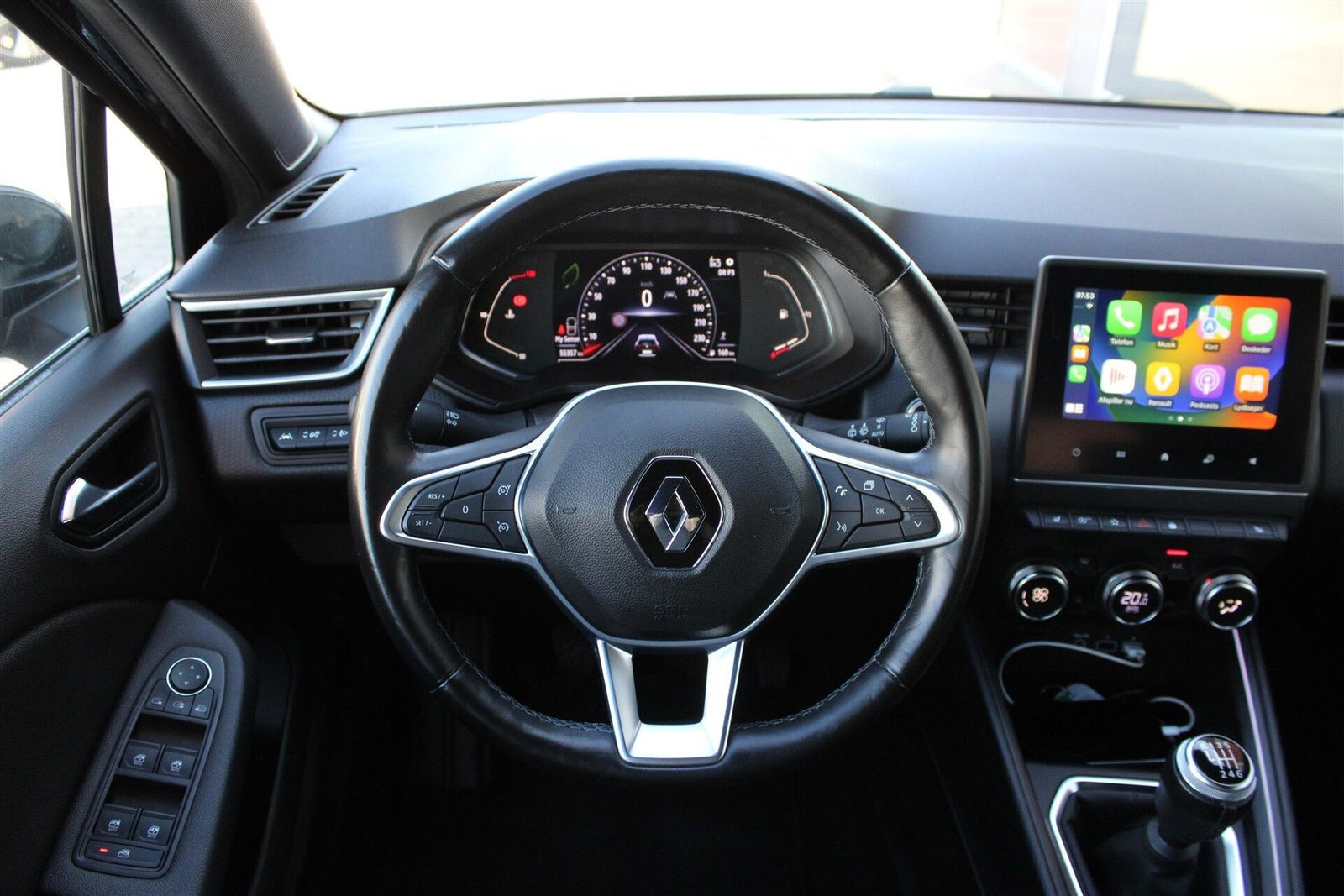 Sort Renault Clio V fra 2021