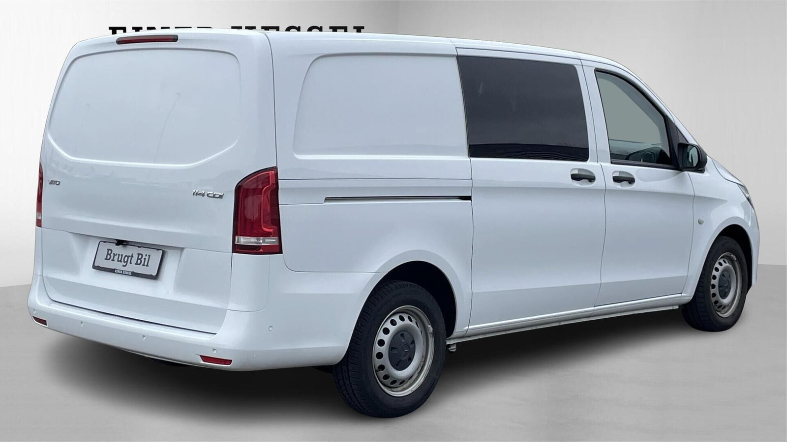 Hvid Mercedes Vito 114 fra 2022