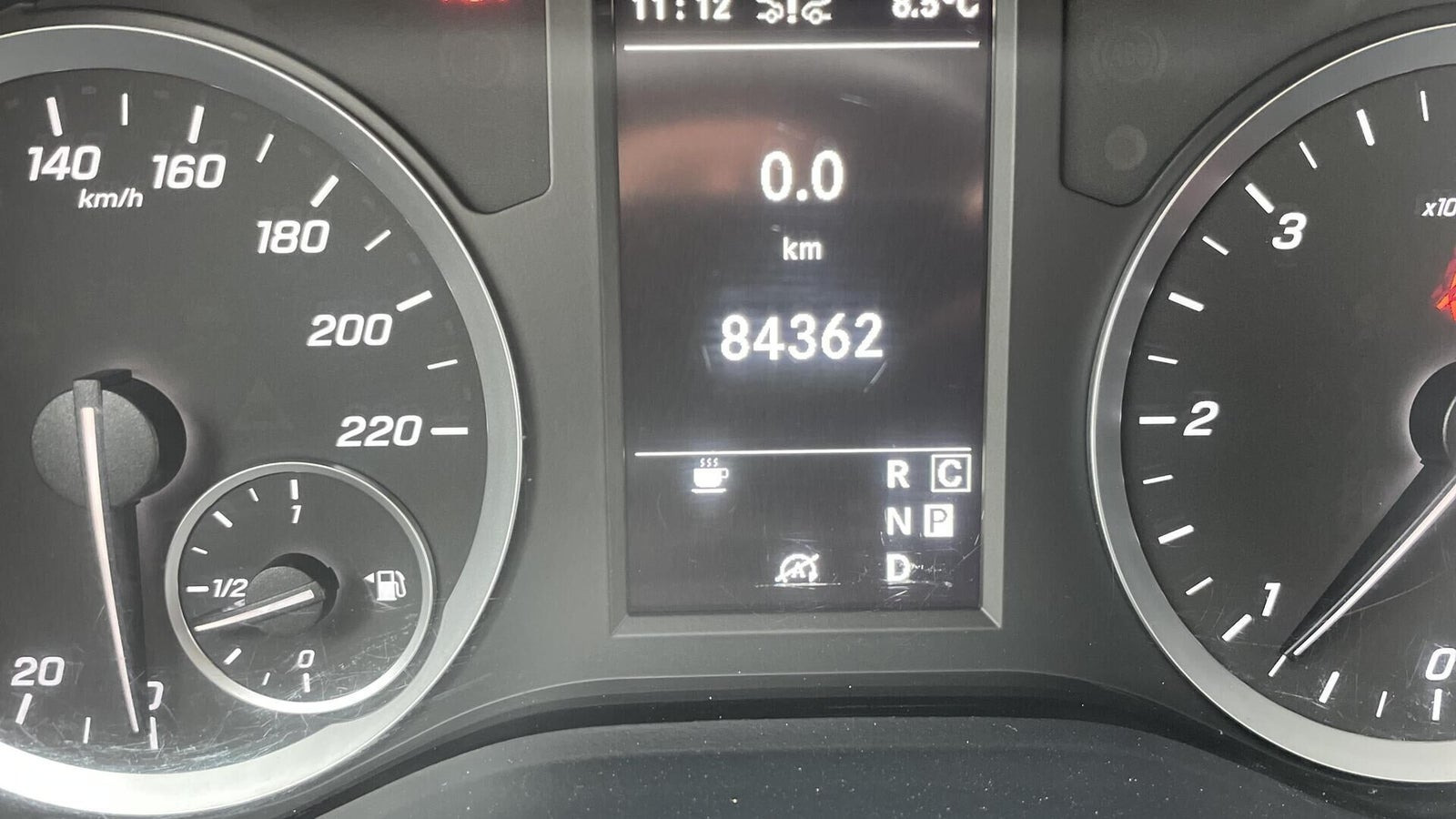 Hvid Mercedes Vito 114 fra 2022
