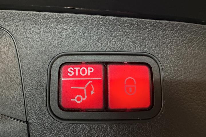 Sort Mercedes EQA250+ fra 2024