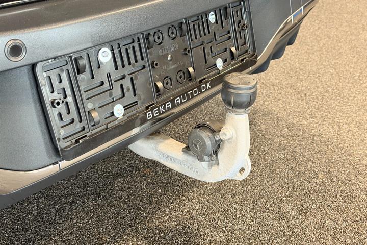 Sort Mercedes EQA250+ fra 2024