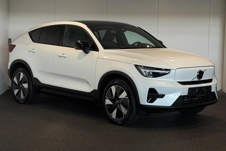 Hvid Volvo C40 fra 2024