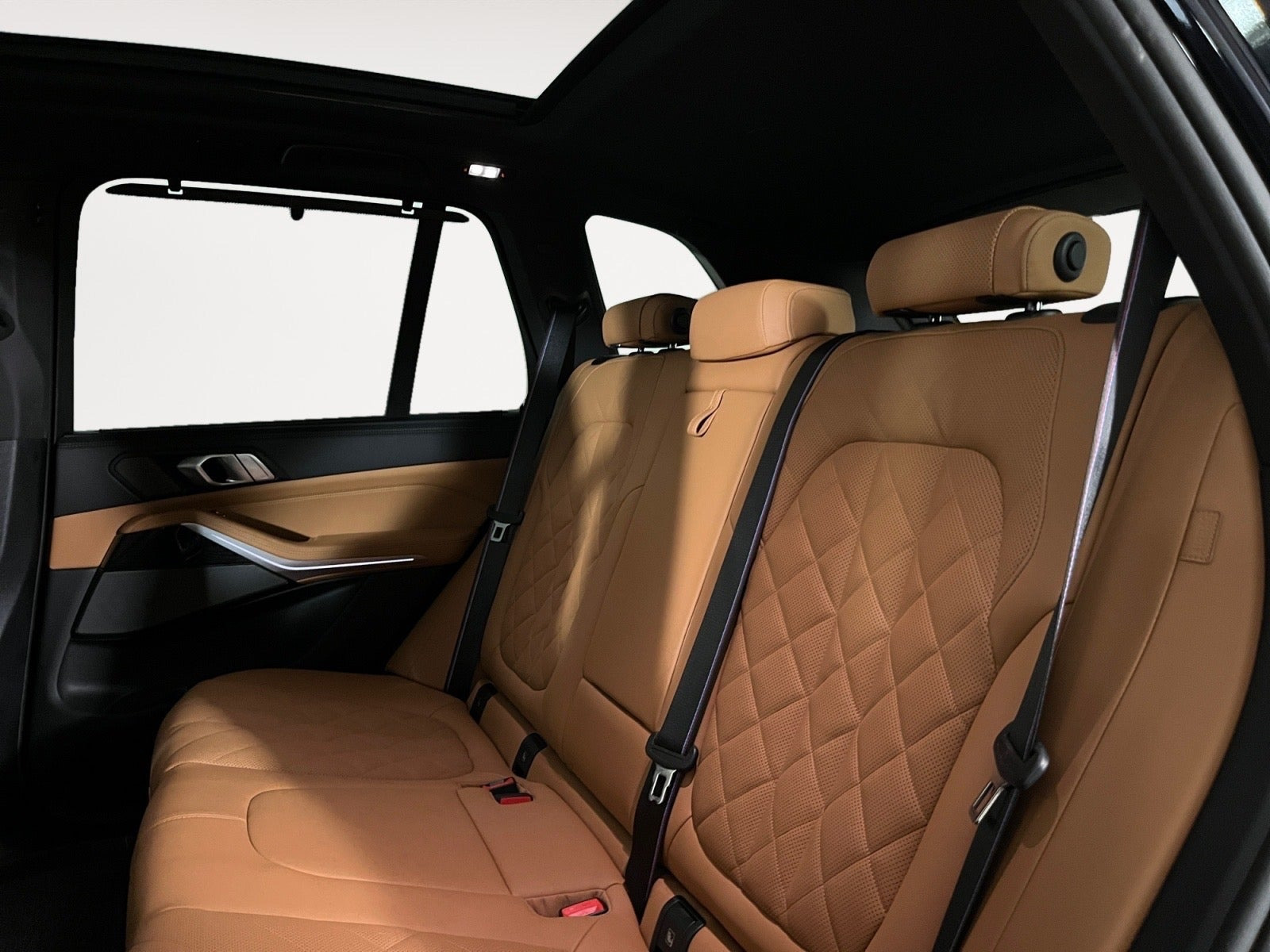 Sort BMW X5 fra 2025