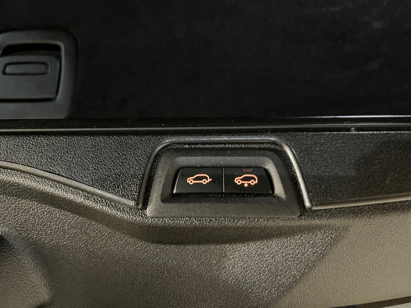 Sort BMW X5 fra 2025