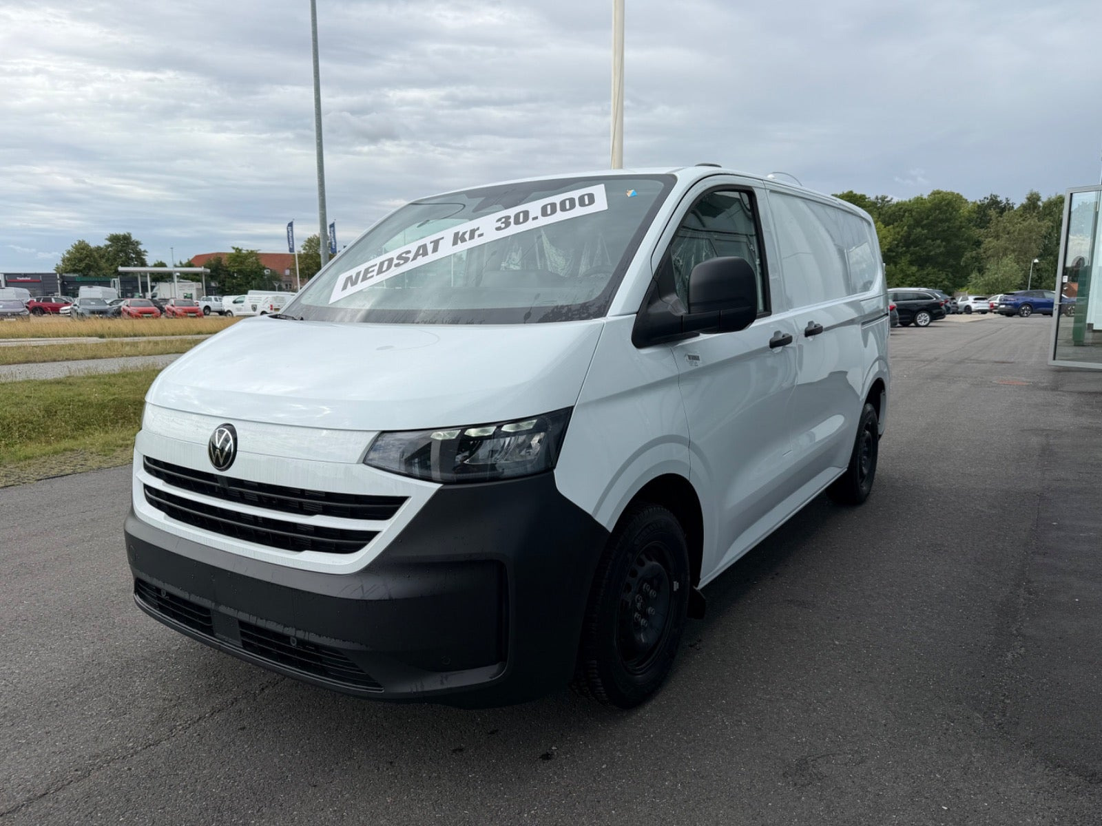 Gul VW Transporter fra 2025
